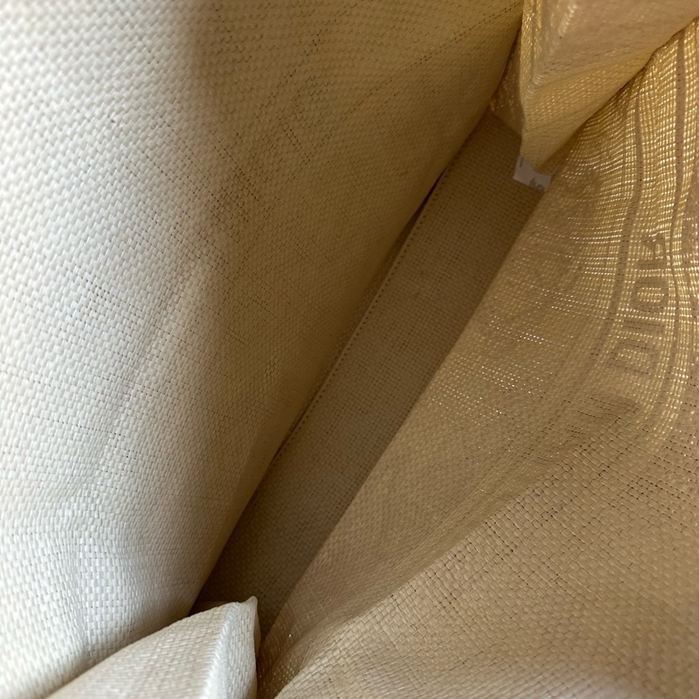 Christian Dior Tote Bag - Picture 4 of 7